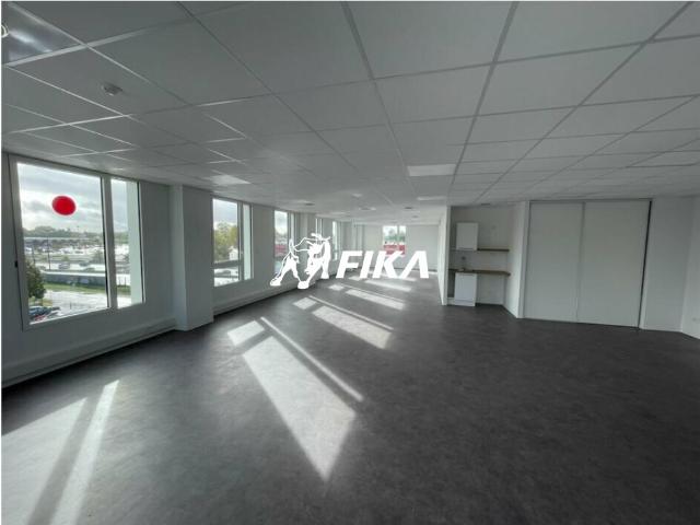 Bureau vente à Chambéry, Villenave-d'Ornon