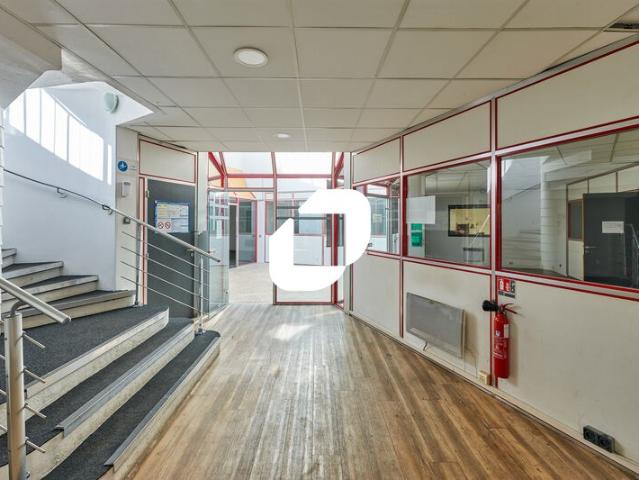 Bureau vente à Rambouillet, Voisins-le-bretonneux