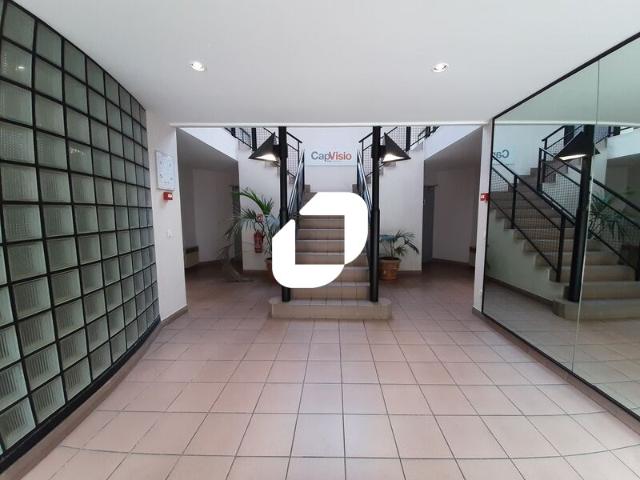 Bureau vente à Rambouillet, Voisins-le-bretonneux