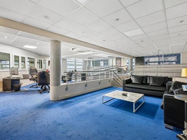 Bureau location à Nanterre, Suresnes