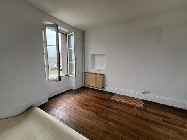 Bureau location à Melun, Vaux-le-pénil