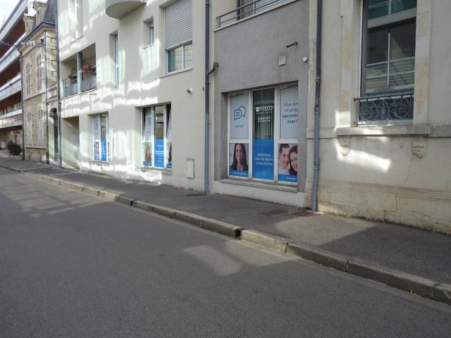 Bureau vente à Nevers