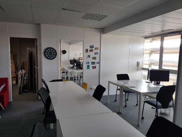Bureau vente à Bordeaux