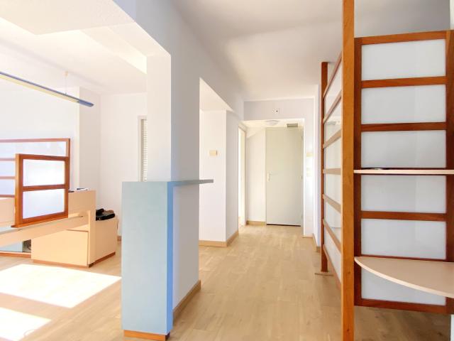 Bureau vente à Perpignan