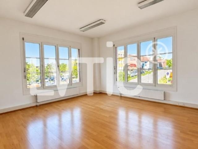 Büro mieten in Le Mont-sur-Lausanne, District de Lausanne