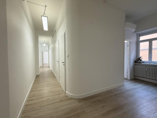Bureau vente à Strasbourg, Hoenheim