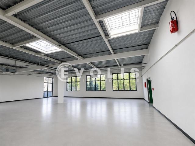 Local Commercial location à Nanterre