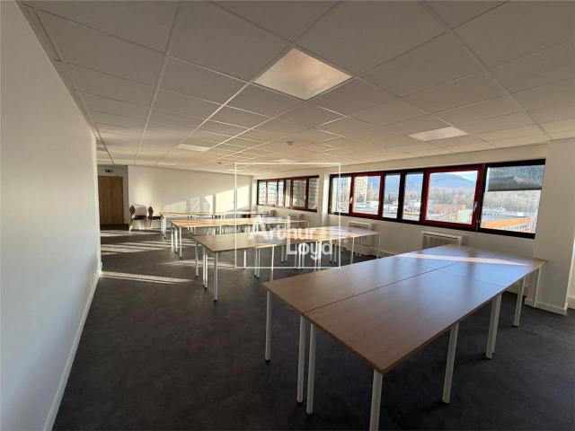 Bureau vente à Grenoble, La Tronche