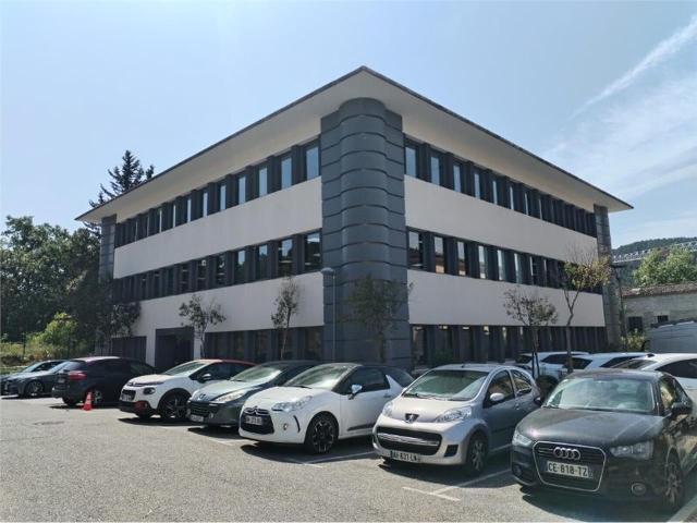 Bureau vente à Aix-en-Provence, Le Tholonet