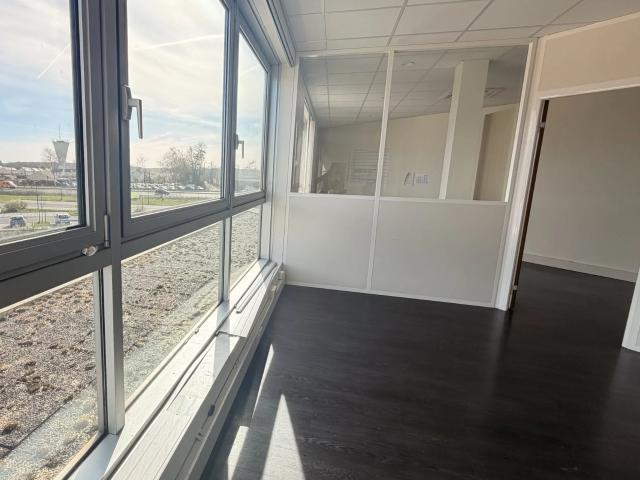 Bureau vente à Rambouillet, Les Essarts-le-roi