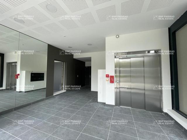 Bureau vente à Nantes