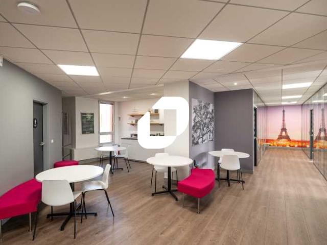 Local Commercial location à Boulogne-Billancourt, Meudon