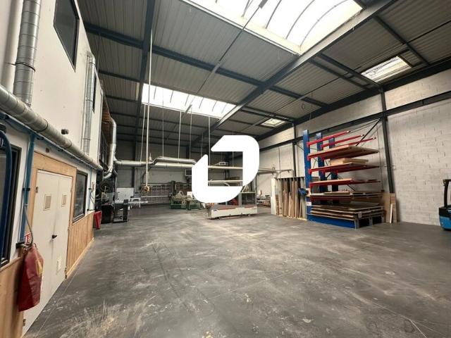 Local Commercial vente à Bourg-en-Bresse, Dagneux