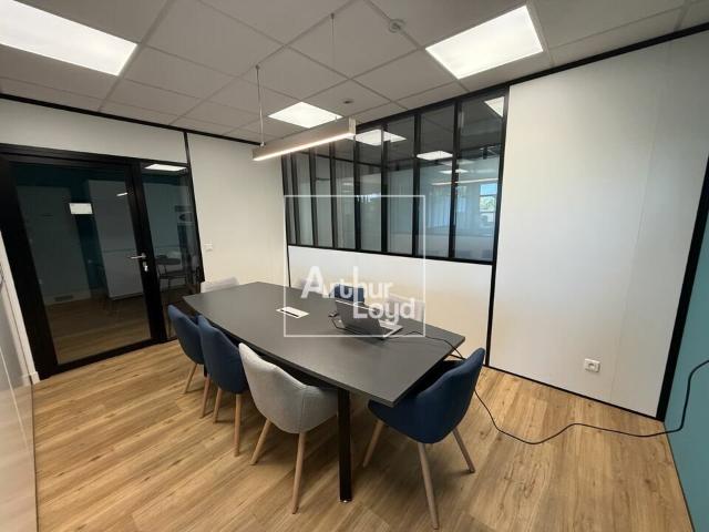 Bureau vente à Melun