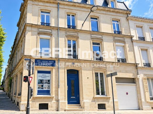 Bureau vente à Quartier Centre Ville, Reims