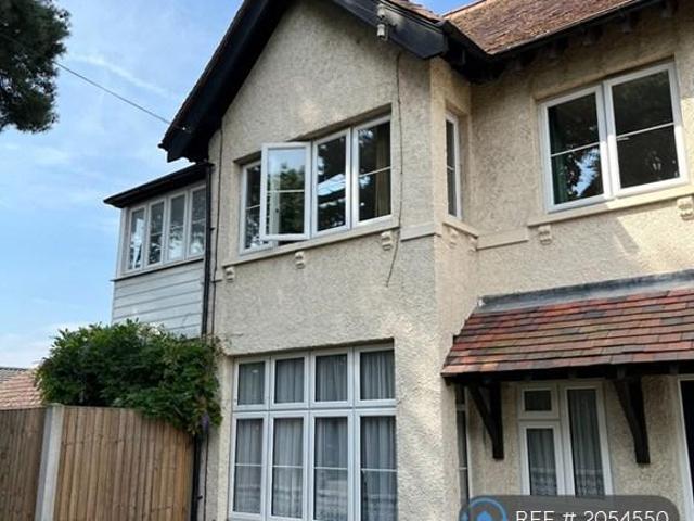 Apartment for rent in Old Windsor