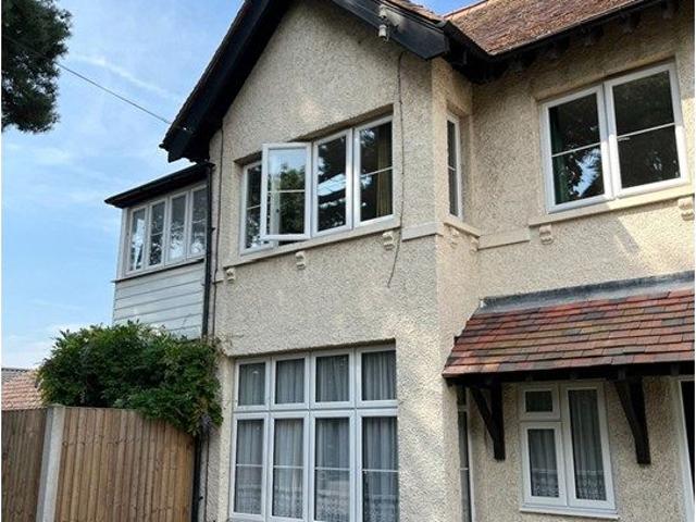 Apartment for rent in Old Windsor