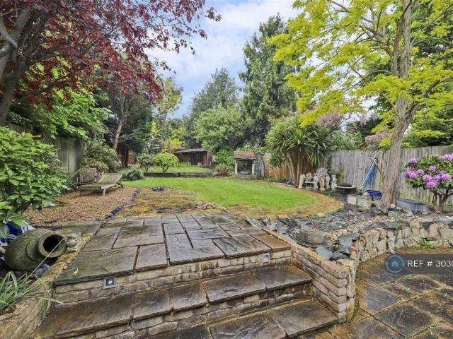 House for rent in Ickenham, Greater London