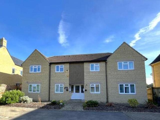 House for sale in Fossebridge, Gloucestershire