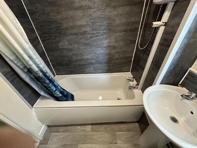 Apartment for rent in Brookside, Telford