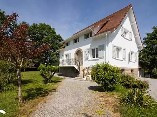 Maison vente à Oloron-Sainte-Marie, Burgaronne