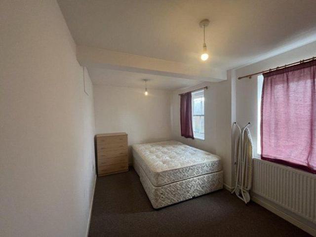 Apartment for rent in Longport, The Bridge