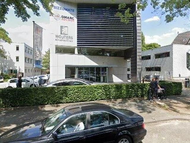 Bedrijfspand te huur in Dordrecht, Zuid Holland