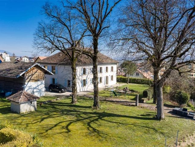 Einfamilienhaus kaufen in Orbe, Waadt