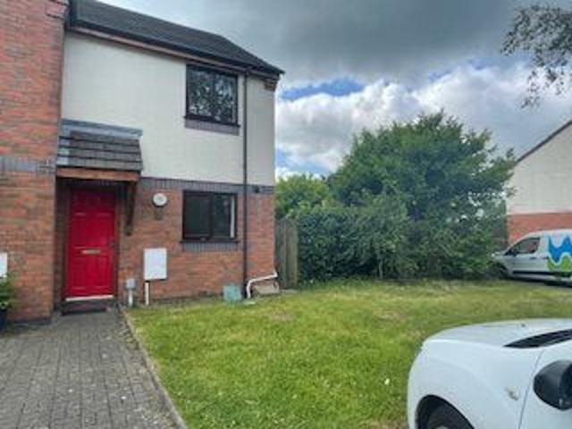 Apartment for rent in Carmarthen, Wales