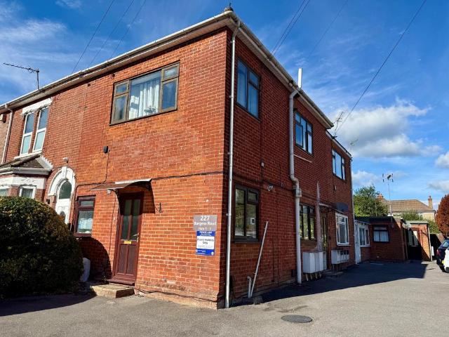 Apartment for rent in Glen Eyre, Southampton