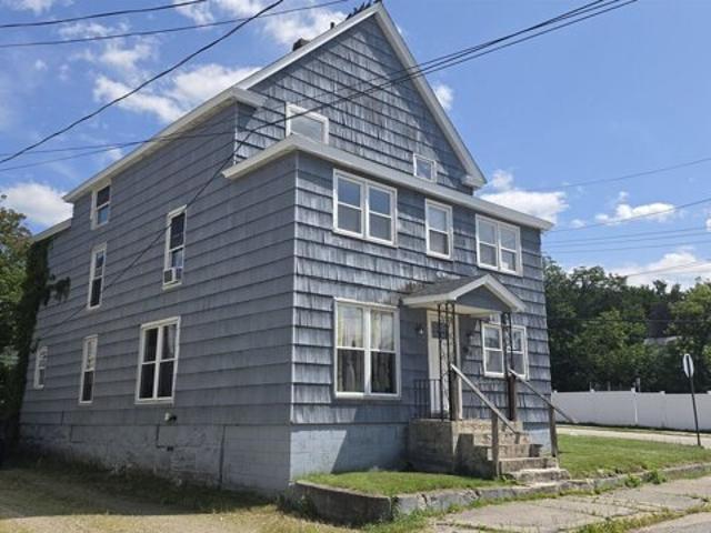 House for sale in New Hampshire