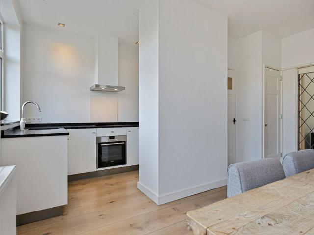 Appartement te huur in Roodenburg, Zuid Holland