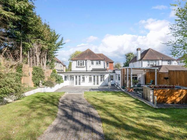 House for rent in Nork, Red Hill