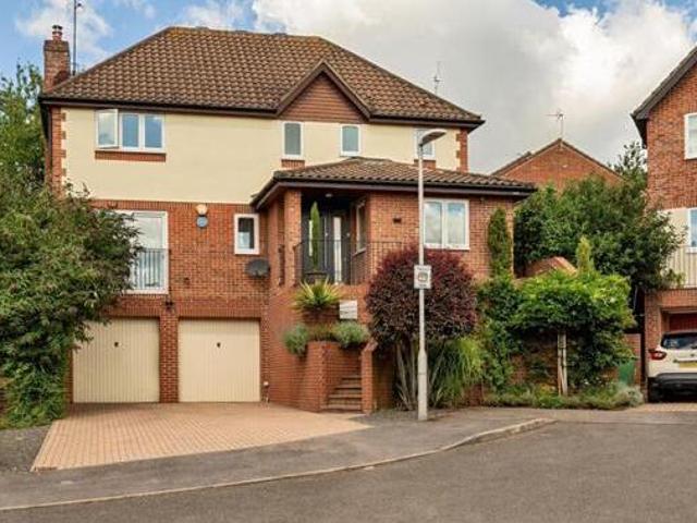 House for sale in Reading