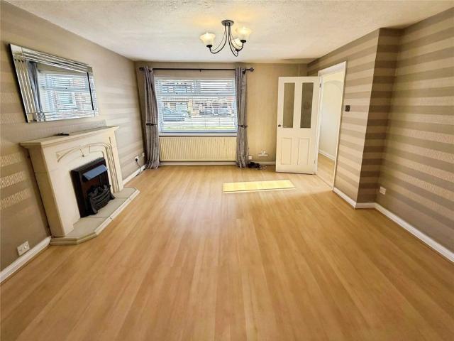 House for rent in Calderstones