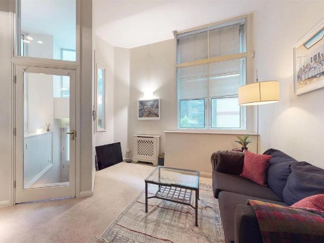 Apartment for rent in Blackfriars, Greater London