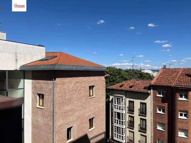Apartamento en alquiler en Centro, Burgos