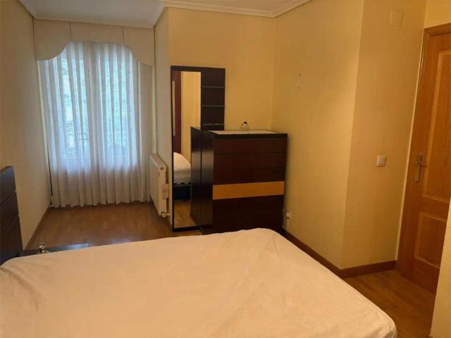 Apartamento en alquiler en Distrito Este, Burgos