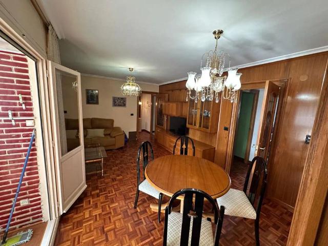 Apartamento en alquiler en Distrito Centro Norte, Burgos