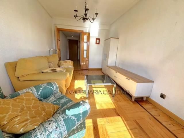 Apartamento en alquiler en Centro, Burgos