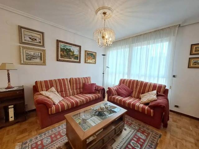 Apartamento en alquiler en Centro, Burgos