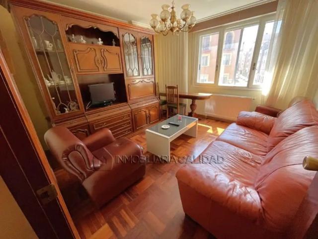 Apartamento en alquiler en Centro, Burgos