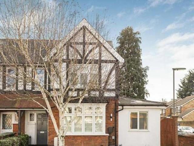 House for sale in London Borough of Hounslow, Feltham