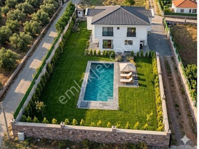 Burhaniye, Balikesir içerisinde satılık Villa