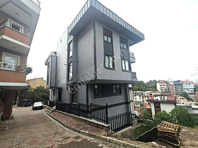 Burhaniye Mahallesi, Üsküdar içerisinde kiralık mülk