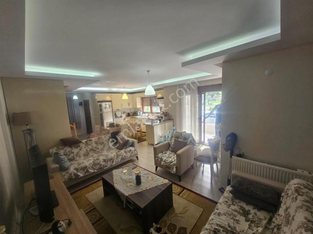 Burhaniye içerisinde kiralık Villa