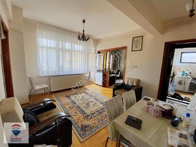Burhaniye Mahallesi, Üsküdar içerisinde kiralık mülk