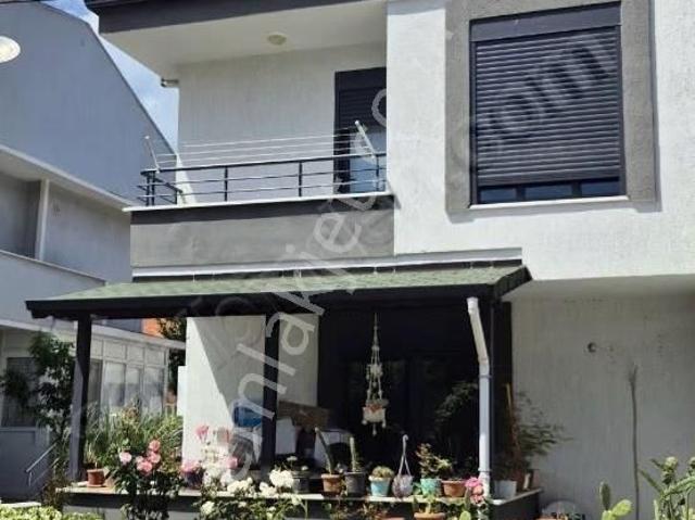 Burhaniye, Balikesir içerisinde satılık Villa