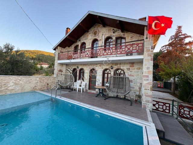 Burhaniye, Balikesir içerisinde satılık Villa