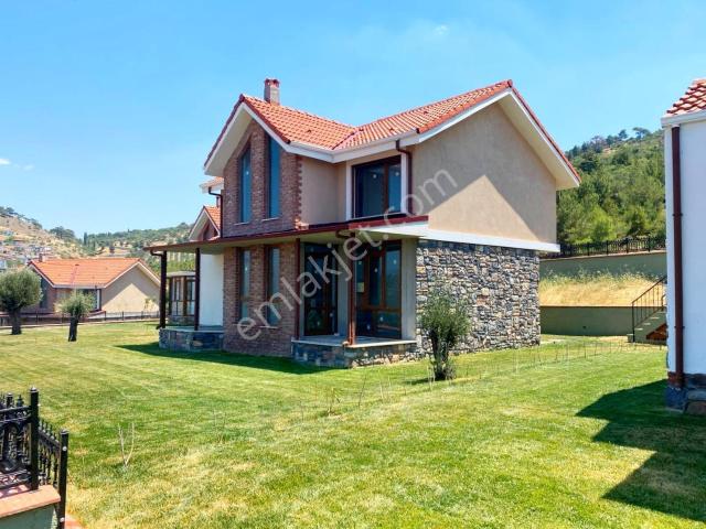 Burhaniye, Balikesir içerisinde satılık Villa
